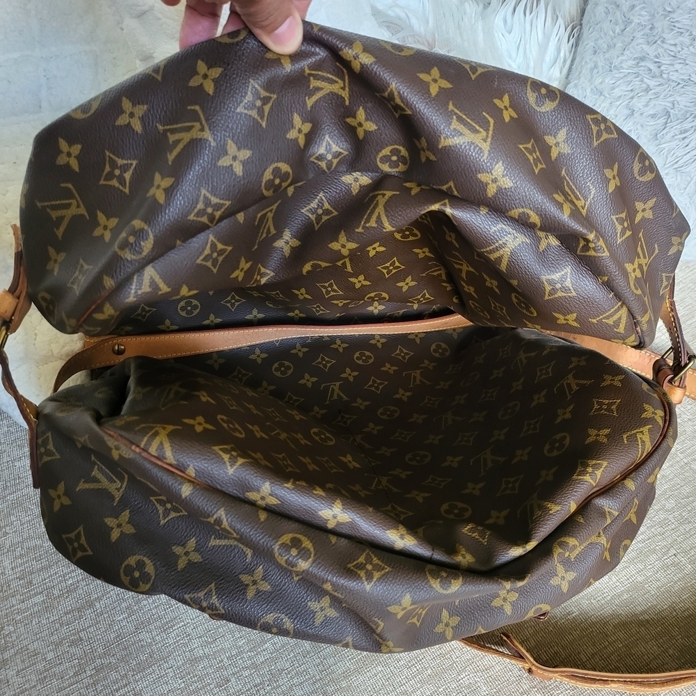 Louis Vuitton Monogram Saumur 43 Shoulder Bag..Authentic!! - Picture 9 of 16